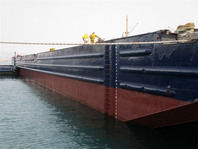 91.5 x 27.5 x 5.5 m DWT 8579