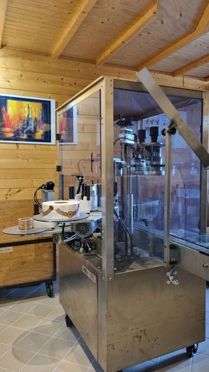 MAXI-MÉCA, Semi-automatic packaging machine