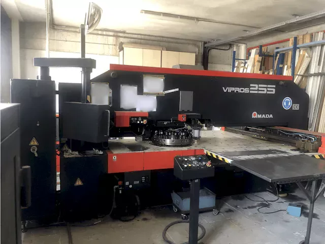 Amada Vipros 255 200 KN