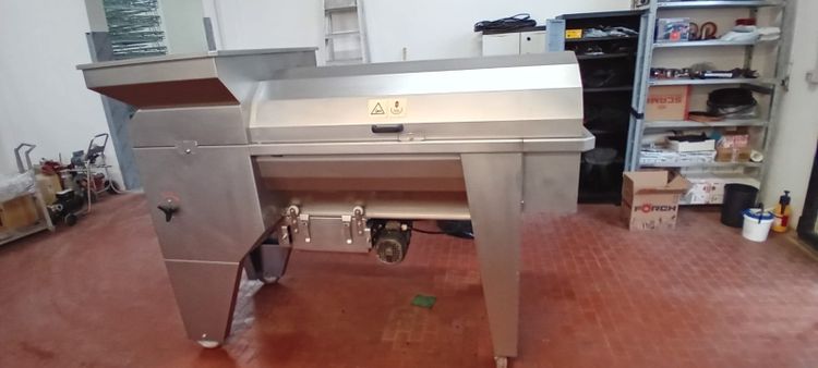 ITALCOM ALFA 120R DESTEMMER AND CRUSHER