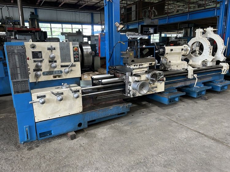 Poreba Engine Lathe 900 RPM TPK90A1/3M