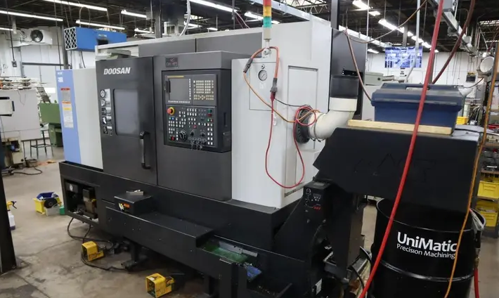 Doosan Fanuc 31i Model A CNC Control 4500 RPM PUMA 2100SY 3 Axis
