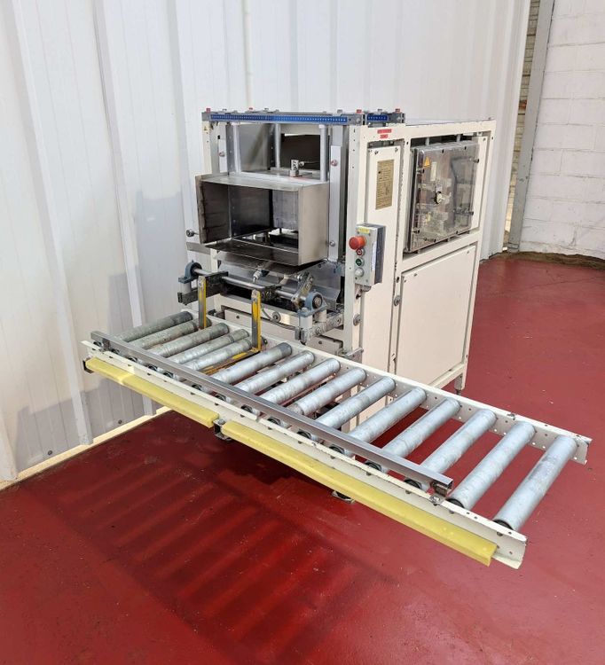 Oli 210 Semi-automatic side loading case packer