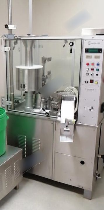 Macofar MT40 Capsule filling machine