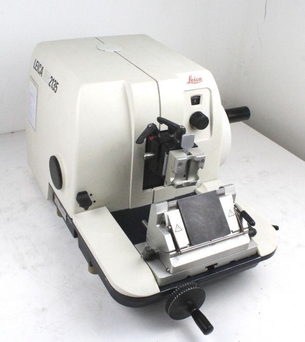 Leica RM2135 Manual Rotary Microtome