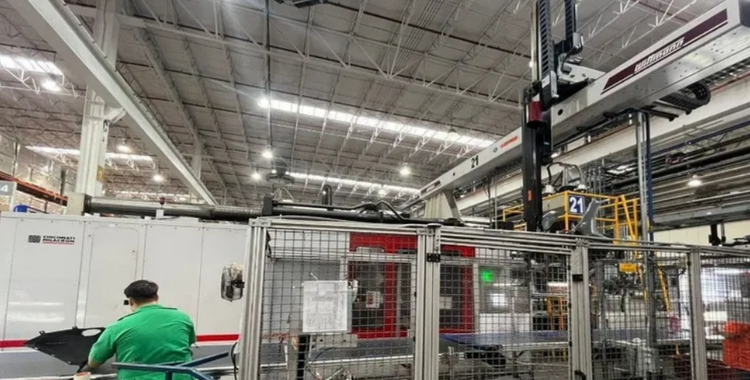 Cincinnati Milacron MG1800 1800 T