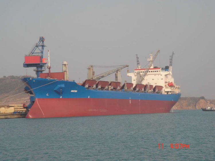 Okean M/V "UNITED" - LIBERIAN FLAG (EX-ASIAN FRIENDSHIP) 52,245 MTDW ON 12.3 M DRAFT