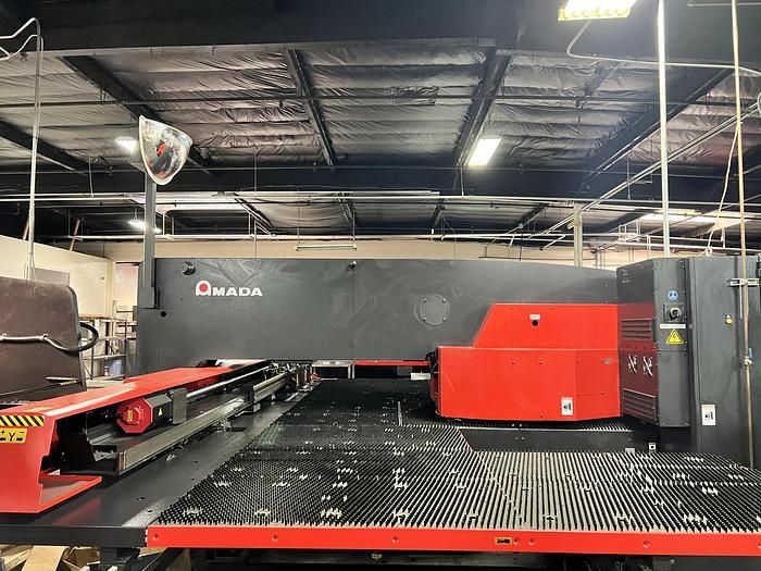 Amada AE2510NT Turret Punch 22 Ton