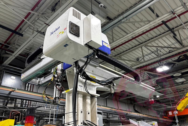 Yushin RCII-400S Robot 550 T