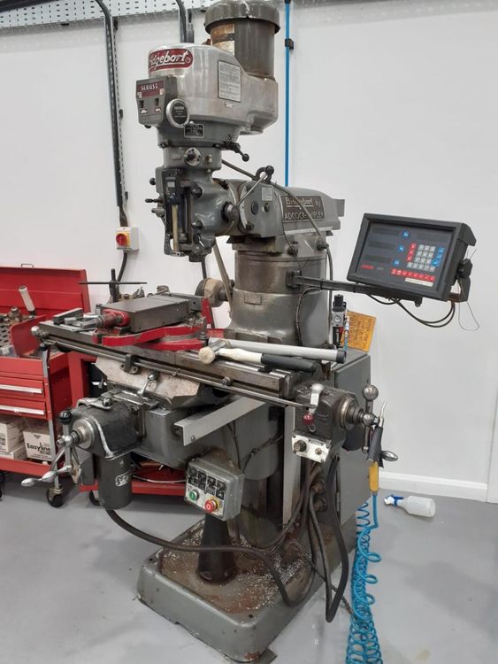 Bridgeport Bridgeport Vertical 3750 RPM