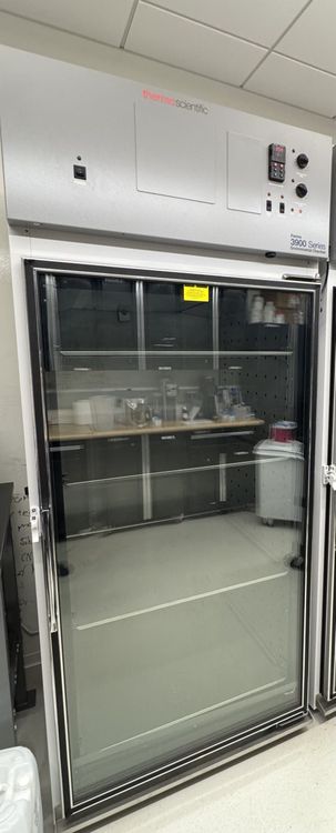 Thermo Forma 3900 Environmental Chamber