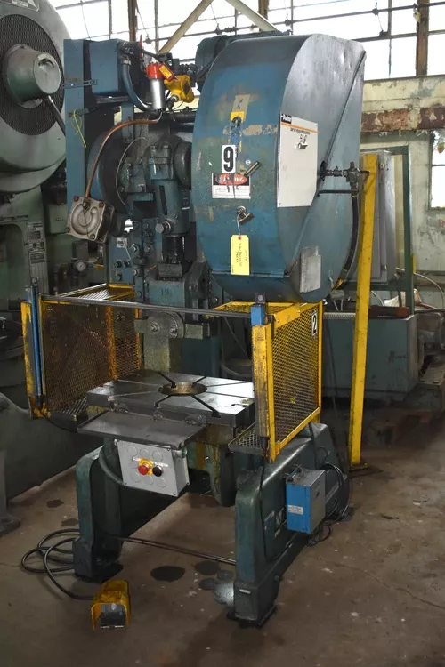 Rousselle G1-32-4 D.T. 32 TON