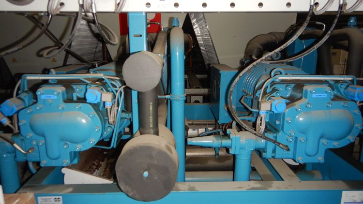 2 Bitzer PROFROID CR2SHV7471Z Cooling capacity: 354 kW