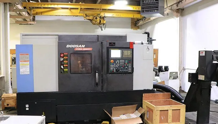Doosan FANUC 31iT CNC control 4,000 RPM PUMA 2600SY 5 Axis