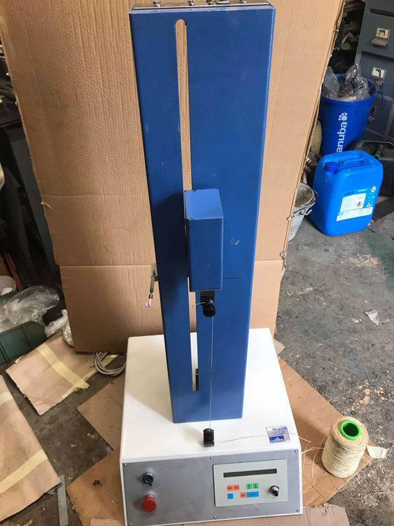 Mesdan LAB 2 yarn strength tester