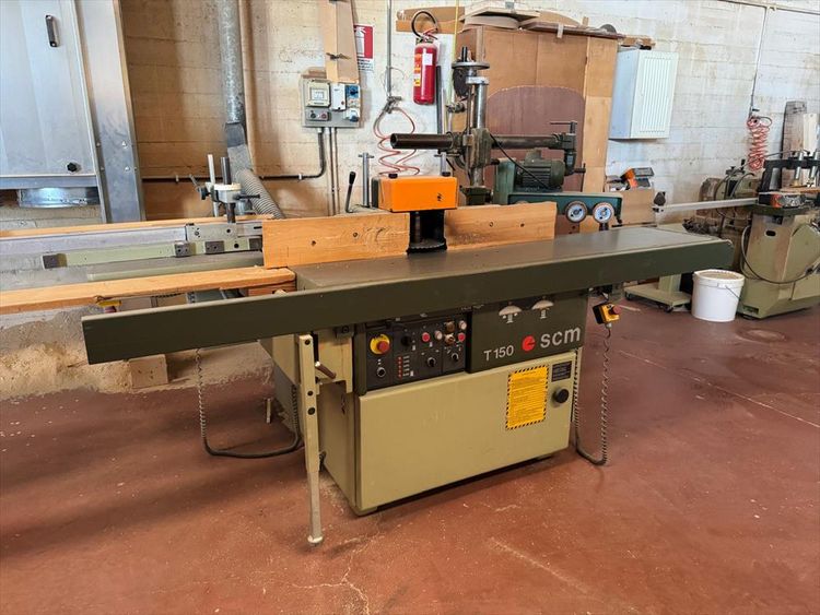 SCM T 150
