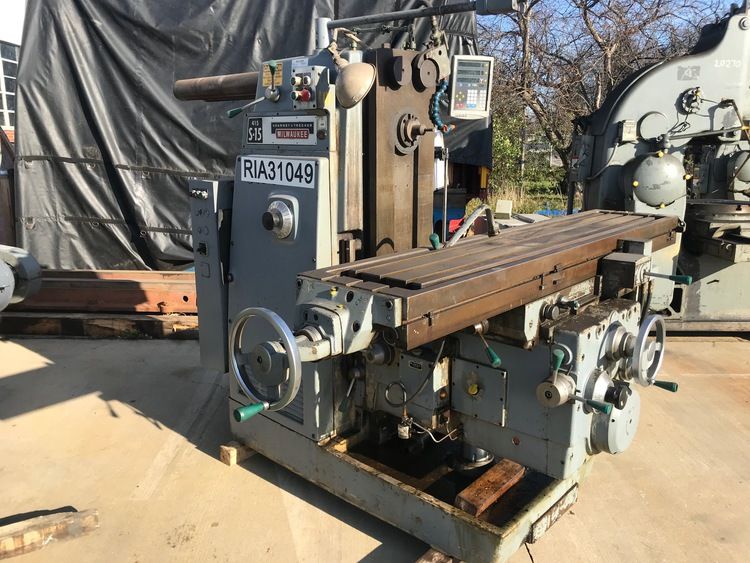 Kearney & Trecker 415 S15 Plain Horizontal Milling Machine 2000 rpm