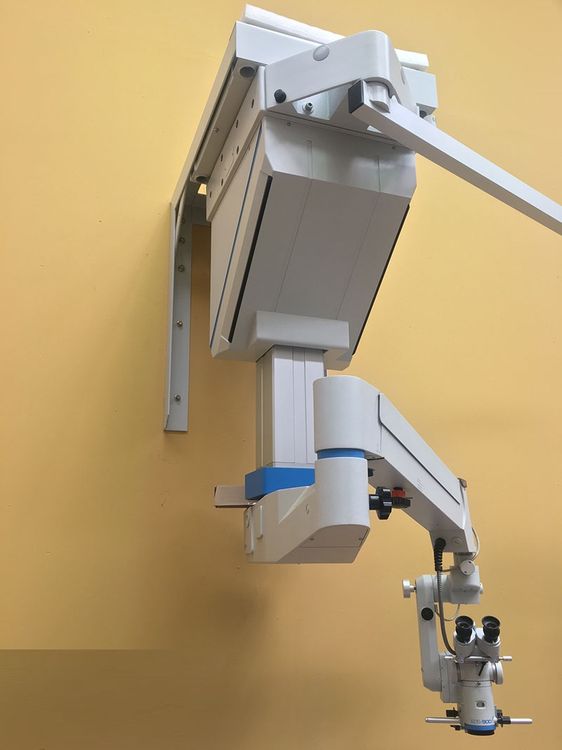 Moeller Wedel EOS 900 Ophthalmology on CU Ceiling Mount