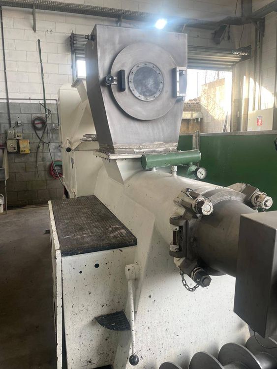 Mazzoni .TM300 / 4024 - A Soap Extruder