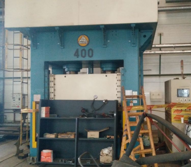 Dees HD-400 400 ton