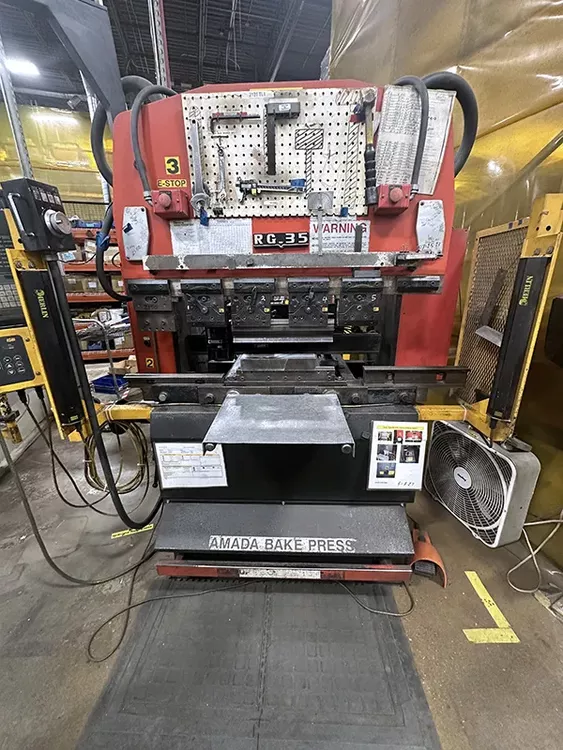 Amada RG-35S 38 tons