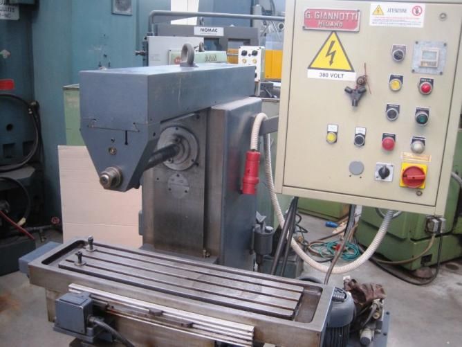 GIANNOTTI GM 7 HL Knee Type Milling 2300 rpm