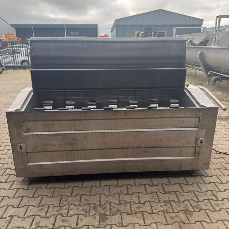 JWE Pig scalding and dehairing unit