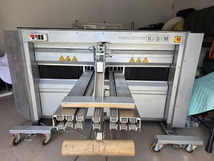 Ksm packaging mattresses, pillows, and beds