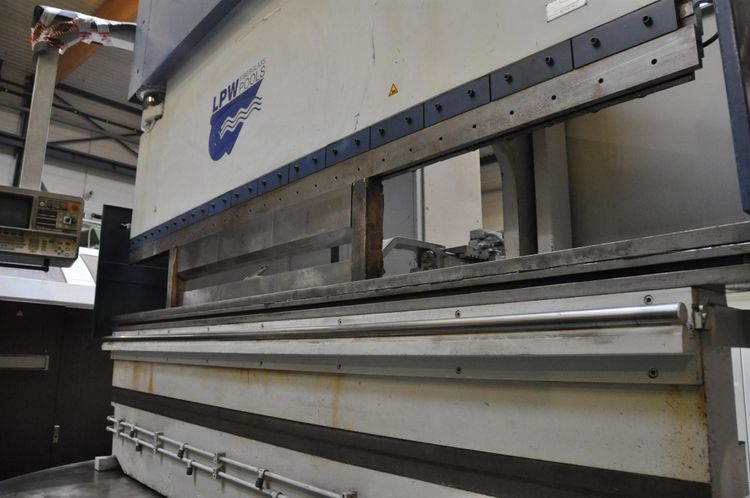 LVD PPE 175 ton x 3050 mm CNC