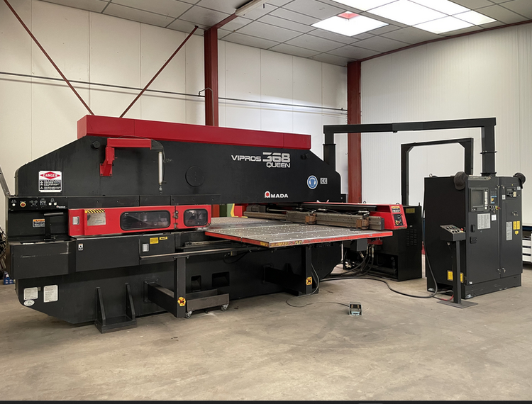 Amada VIPROS QUEEN 368 30 T