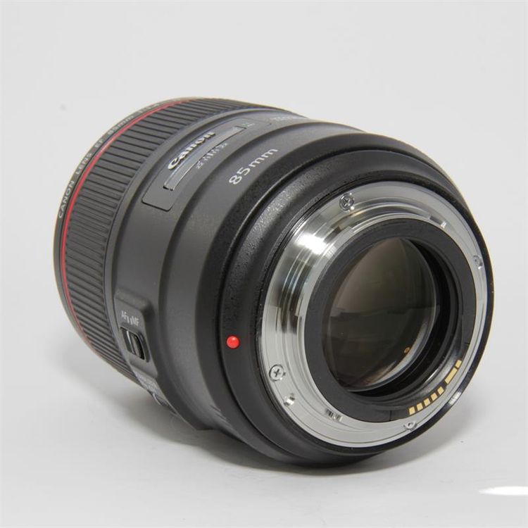 Canon 85mm F1.4L Lens