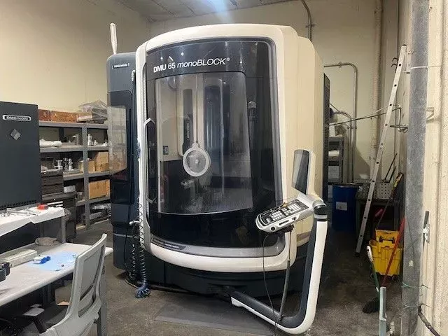 DMG MORI DMU 65 MONOBLOCK 5 Axis