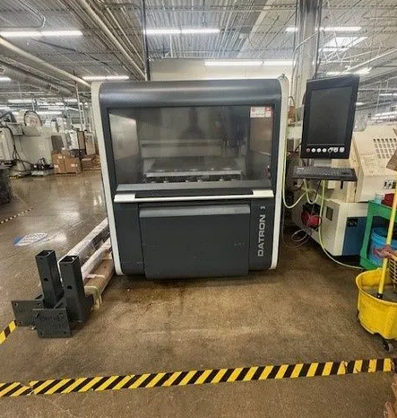 Datron M8CUBE 3 Axis