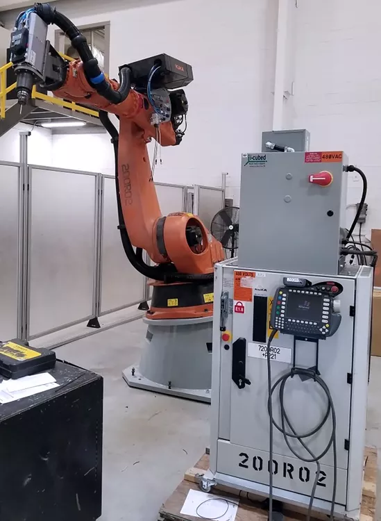 Kuka KR 210 L180-2 6 Axis 180 kg / 400 lb