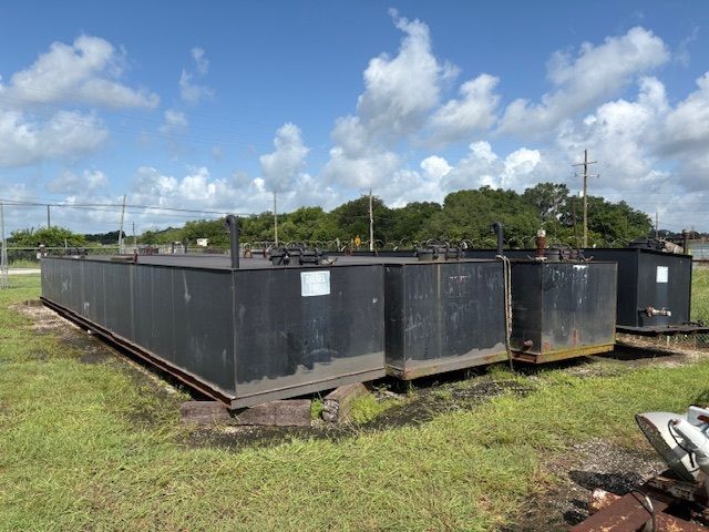 8,000 GALLON FRUGE FUEL TANKS
