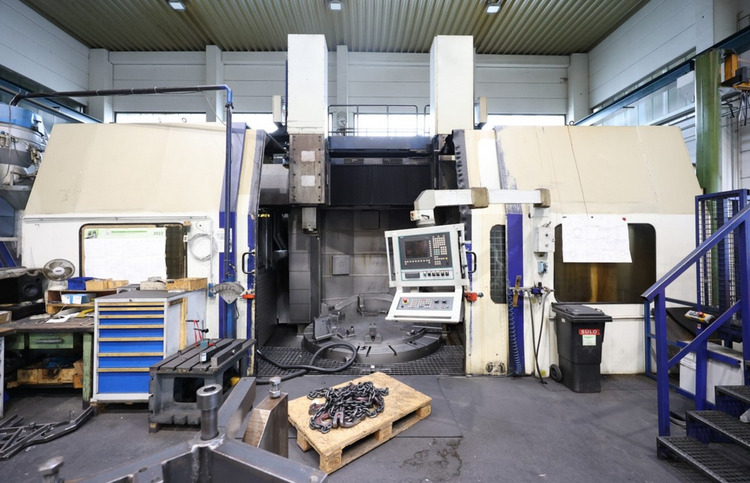 Umaro SC 27 CNC MS2 Max swing diameter over bed: 2700 mm