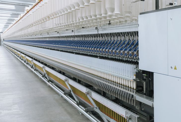 Schlafhorst, Trützschler, Zinser Carded yarn factory for sale. 23.200 spindles