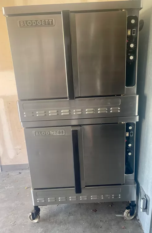 Blodgett Doublestack convection oven gas