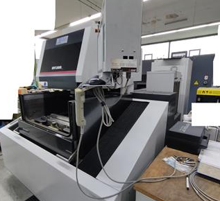 Mitsubishi MV 1200 R