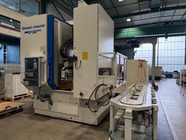 Gleason GP300  Variable CNC Gear Hobbing Machine