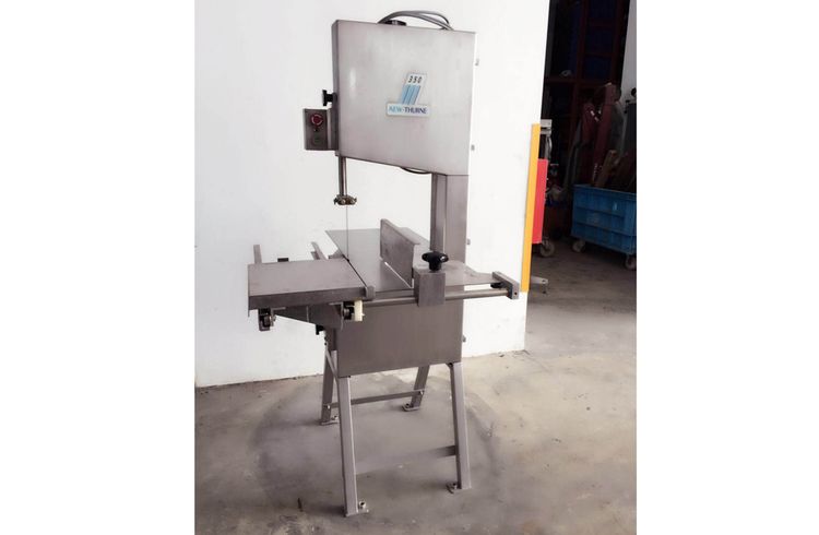 AEW Bandsaw