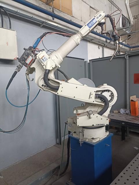 Daihen Robot FD-V8  6 Axis 8 kg