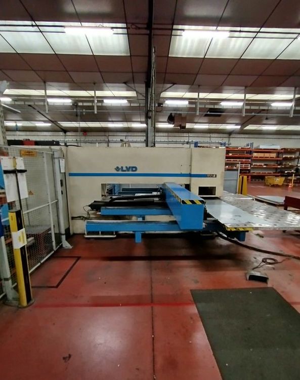 LVD CNC Punching Machine Delta 1500 20 T