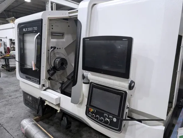 DMG Control Mitsubishi M730UM with CELOS (MAPPS V) 4,000 RPM MORI NLX-2500SY/700