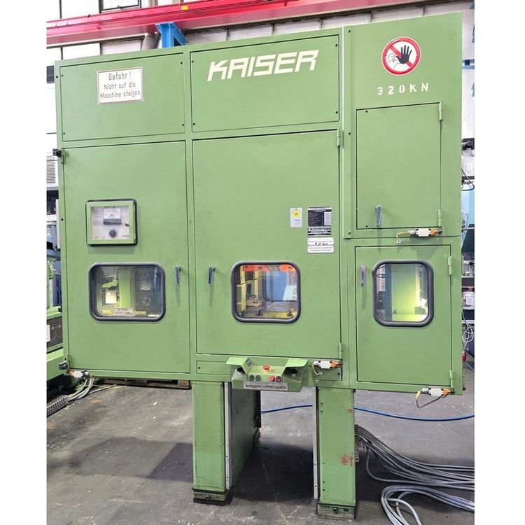 Kaiser V 32 / 420 32 ton
