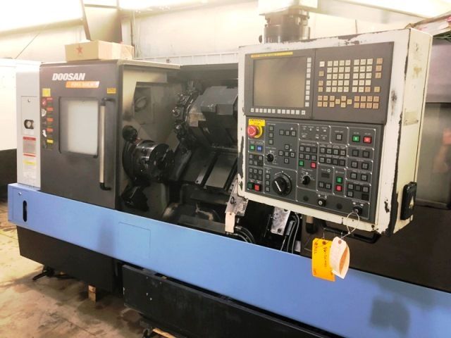 Doosan CNC (FANUC 32IA) 2,800 RPM PUMA 300LMC 3 Axis