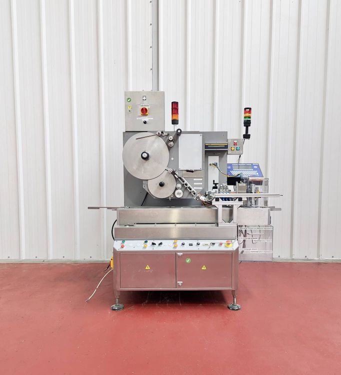 SFE  LABELLING MACHINE