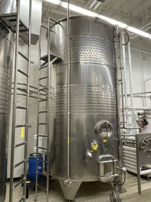 5  Letina PZP15800H22 Jacketed Fermenters