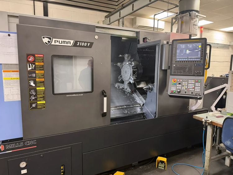 Doosan FANUC i Plus 2800 rpm Puma 3100Y 4 Axis