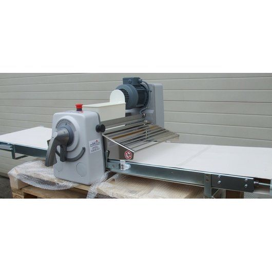 Rondo table dough sheeter